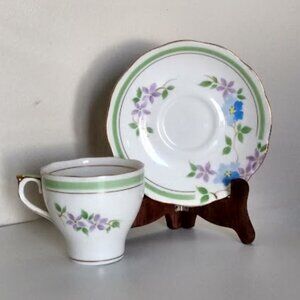 Roslyn Teacup Tea Cup & Saucer Blue Flowers BLuebells